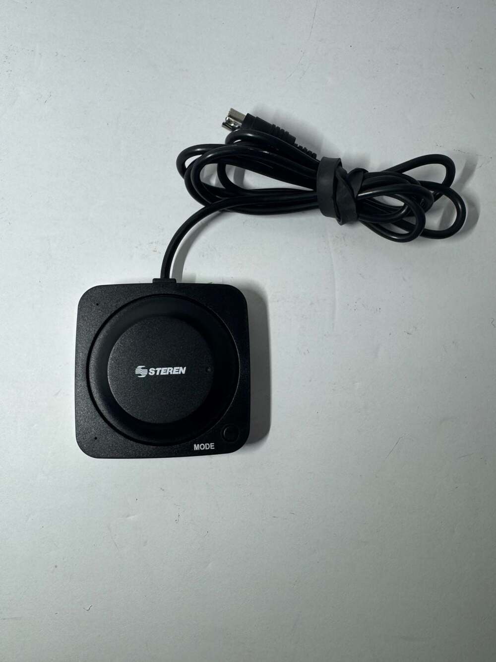 Steren Desktop Wired Audio Remote Control Switch with USB and 3.5mm Ports